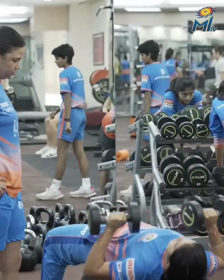 Mumbai Indians Snap 4